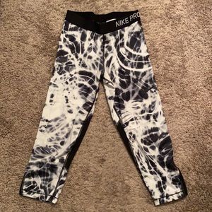 Nike Capri dri fit leggings